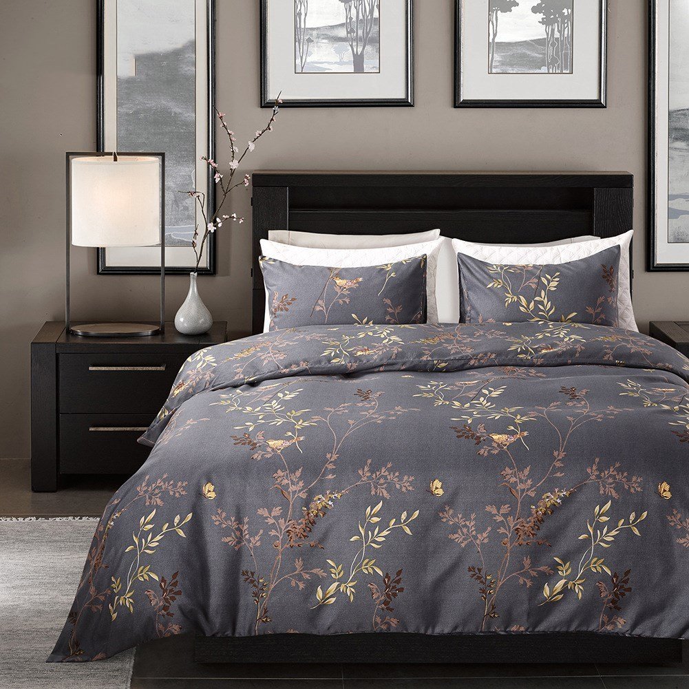 2850056827114.jpg Bedding Set Luxury Duvet Cover Double Three-piece Set Bed Quilt - Image 1