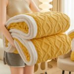 Blanket Thickening Office Nap Sofa Cover Bed Comforter - Image 7